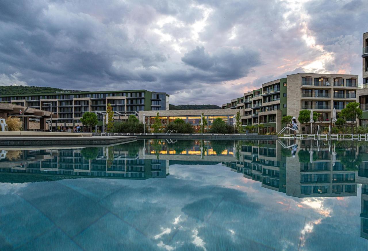 Hvd Reina Del Mar - Premium Spa Service & Free Parking Obzor Exterior foto